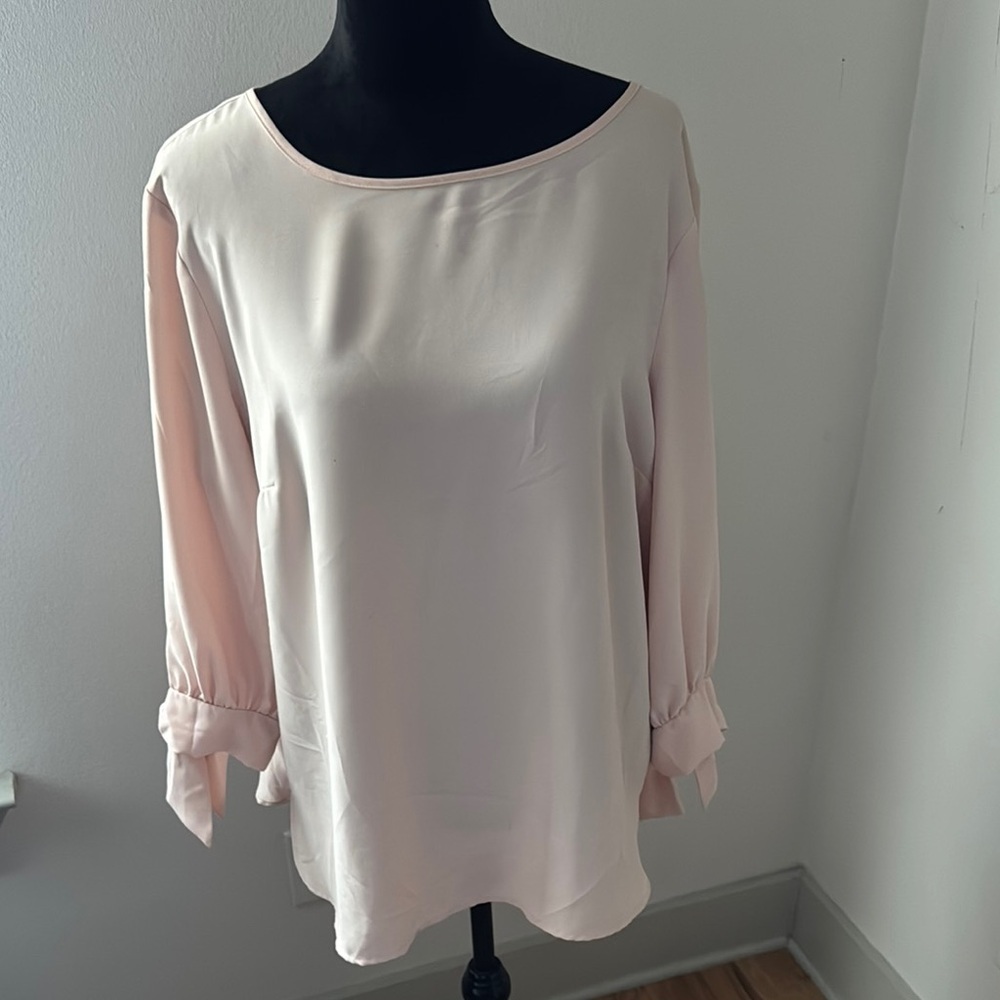 Nine West blush / light peach Sz XL 3/4 sleeves key hole back top‎ blouse